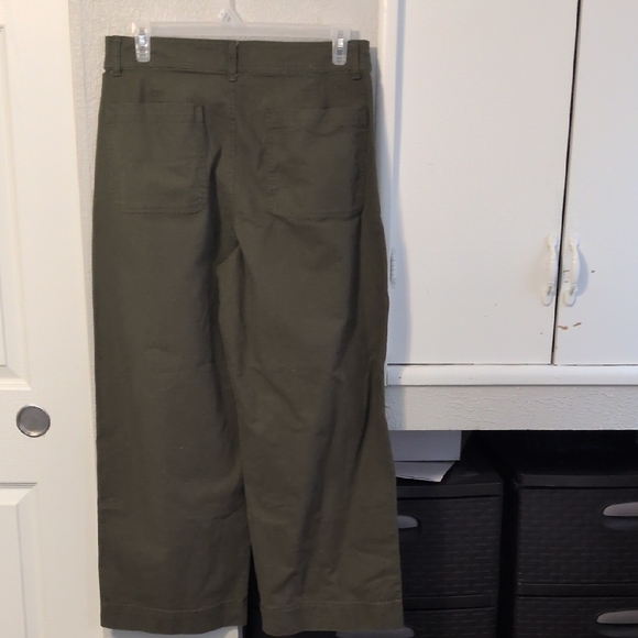 Old Navy Women's Olive Green Boot-Cut Pants - Picture 5 of 5